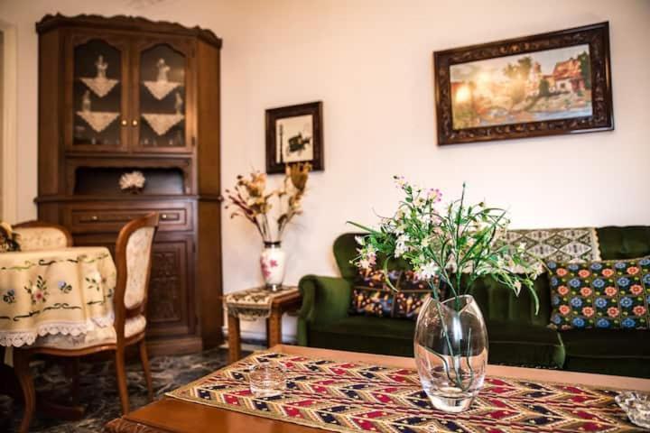Traditional Antique Deco House กาลัมปากา ภายนอก รูปภาพ